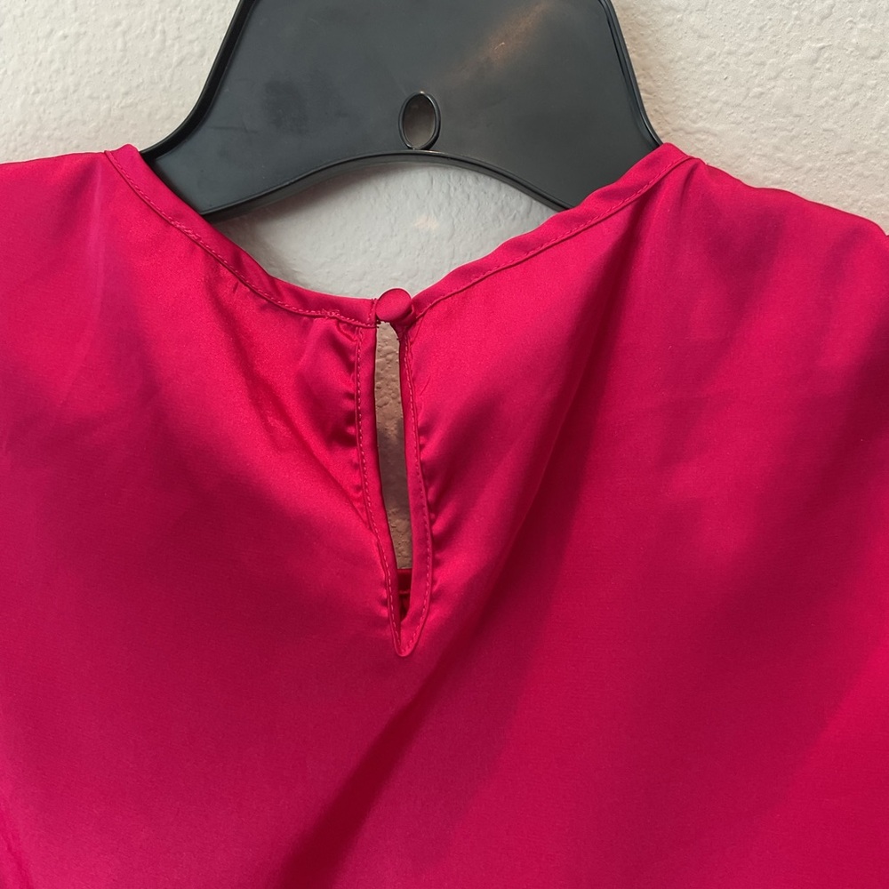 Calvin Klein Women's Fuchsia Sleeveless Blouse - Picture 4 of 6